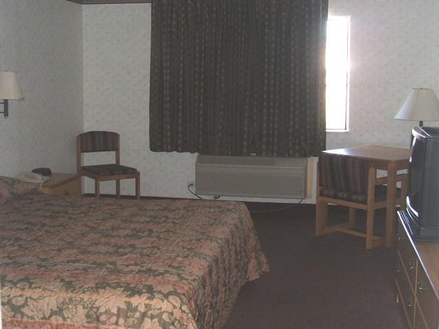 Scottish Inn & Suites Hobby Airport Houston Phòng bức ảnh